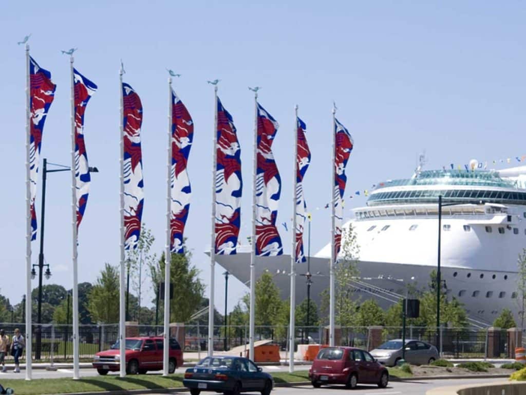 entrance flags at port